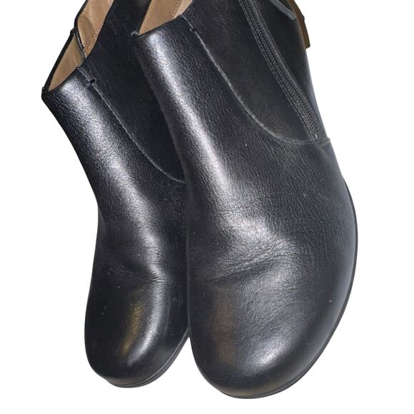 Dansko Boots Womens Size 10 Fifi Ankle Boots Black Leather Zip Comfort Shoes - Picture 4 of 11